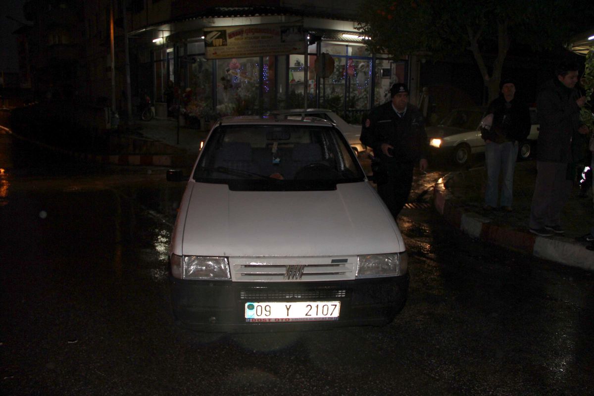 Nazilli\'de Trafik Kazası; 2 Yaralı