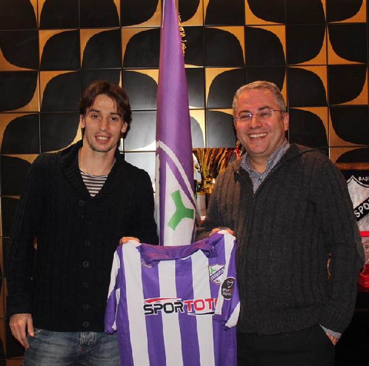 Orduspor Javito\'yla El Sıkıştı