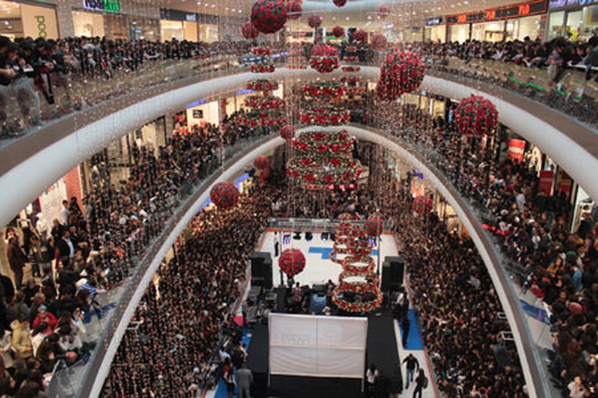 Prime Mall Antakya\'da Halil Sezai Fırtınası