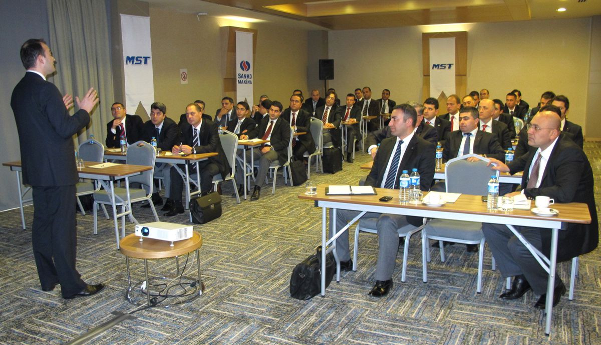 Sanko Makina Mst Grubu Satış Eğitimi
