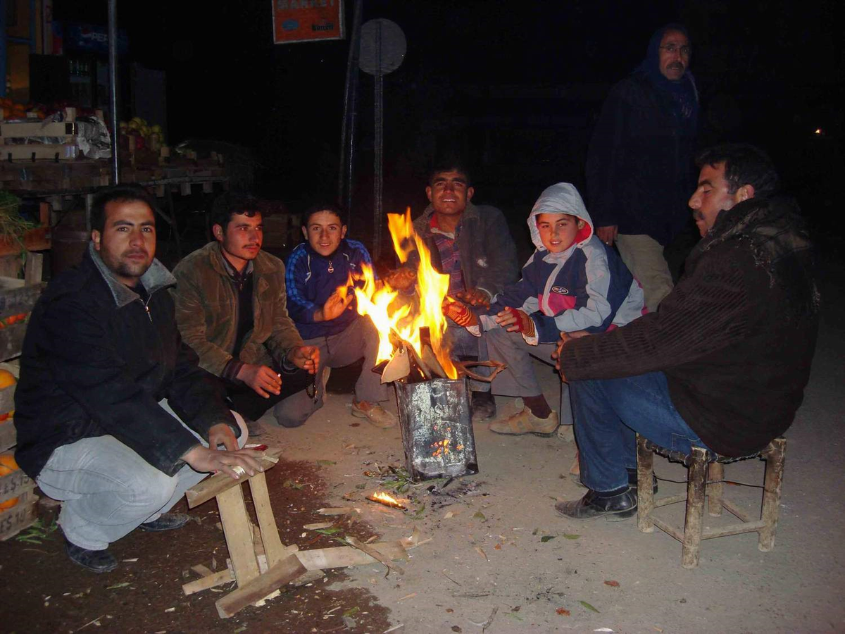 Şanlıurfa\'da Pazarcıların Kış Çilesi
