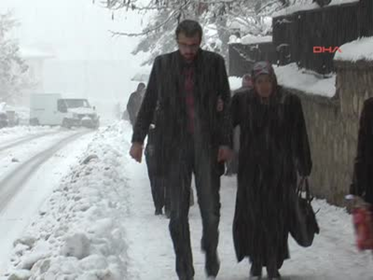 Sivasek Rekor, 963 Köy Yolu Ulaşıma Kapandı