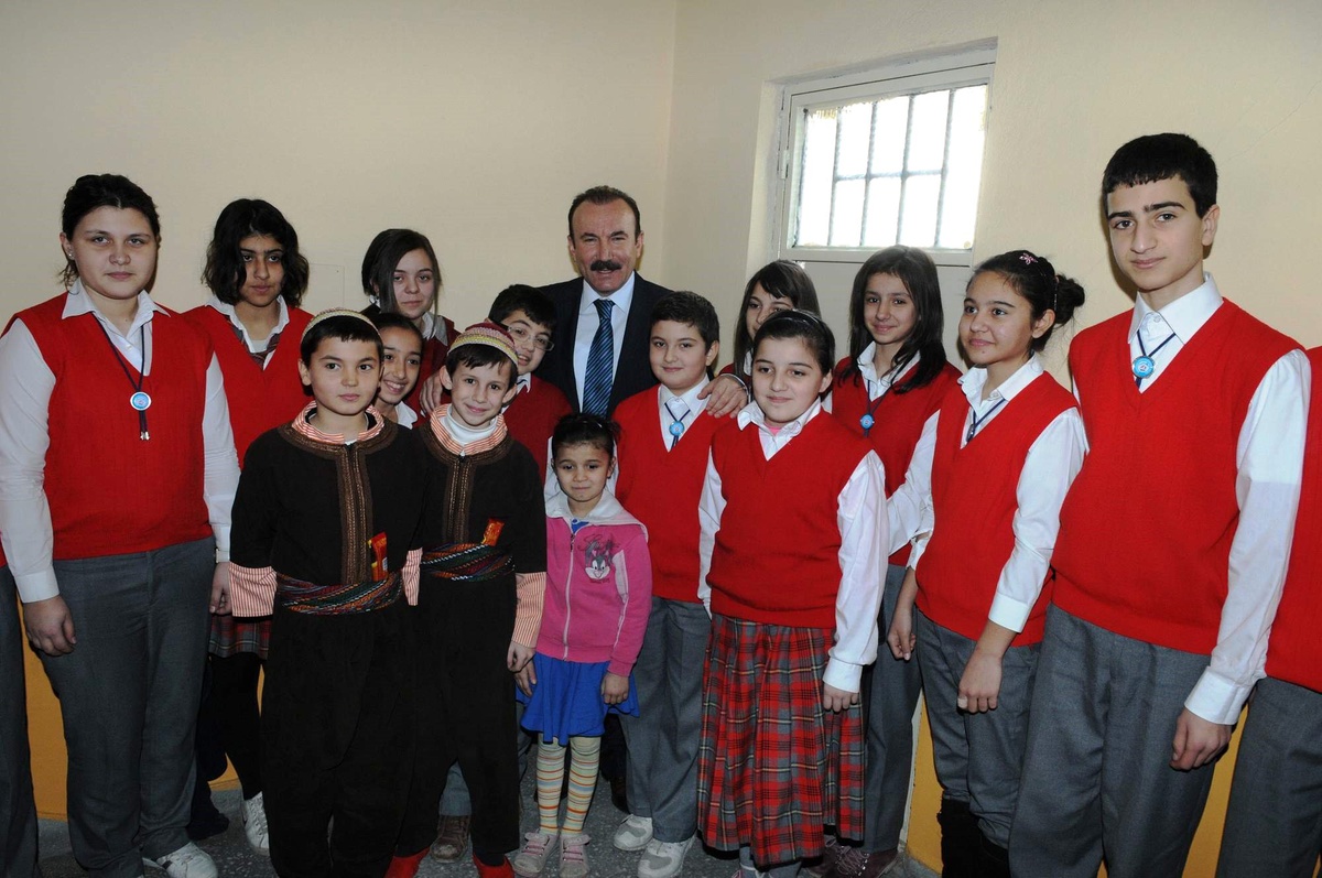 Vakıf İlköğretim Okulu'na Çok Amaçlı Salon