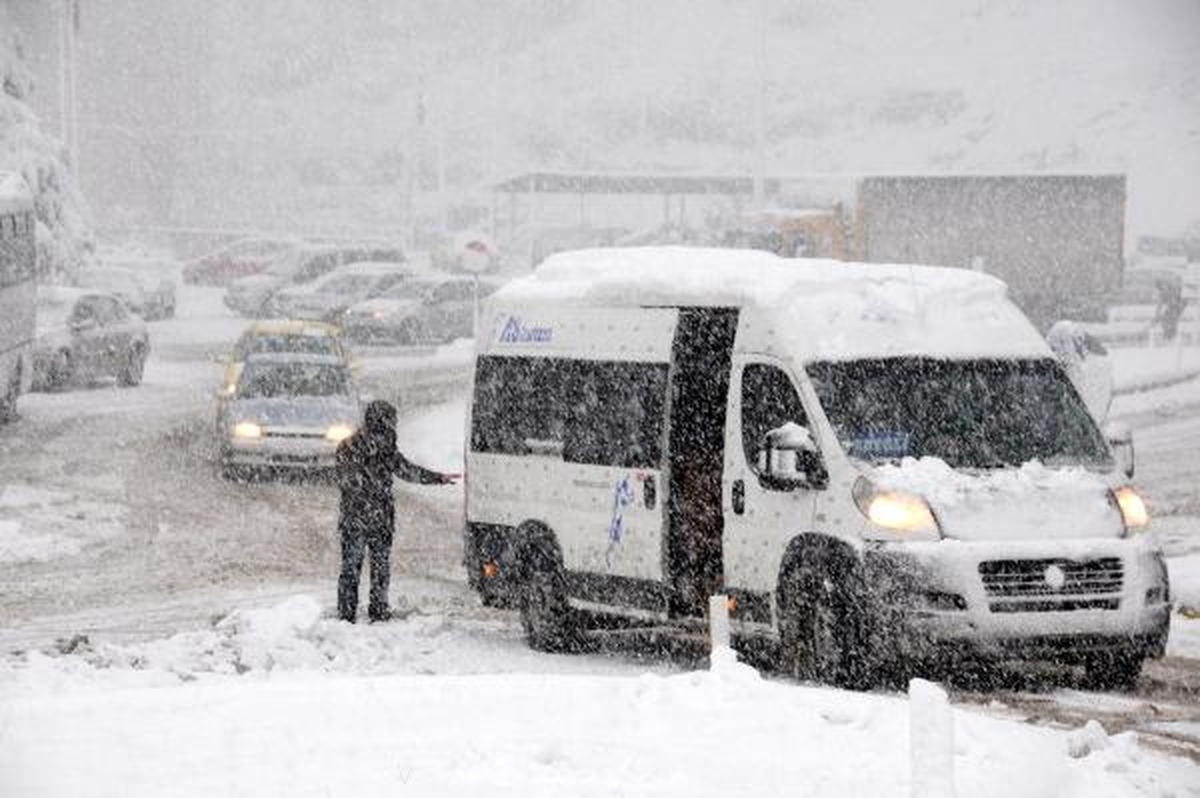 Zonguldak\'ta Okullara Kar Tatili (2)