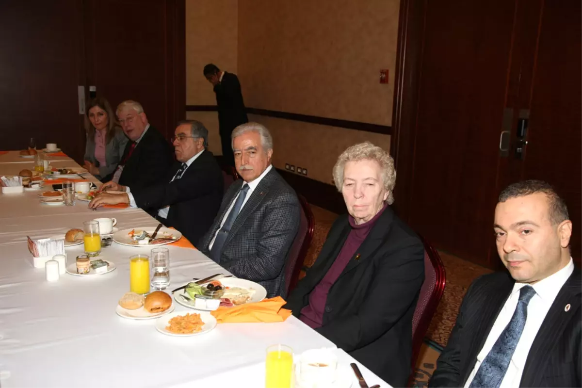 Adana Bu Şampiyonayı İstiyor