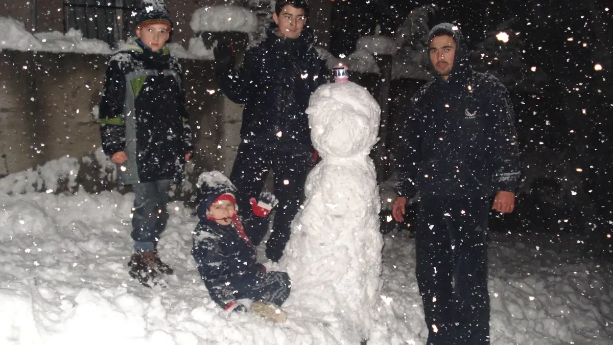 Alaplı\'da Kar Hayatı Olumsuz Etkiledi