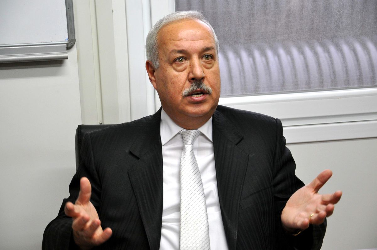 Başkan Akdemir\'den Toplu Taşıma Araçları Kullanma Uyarısı
