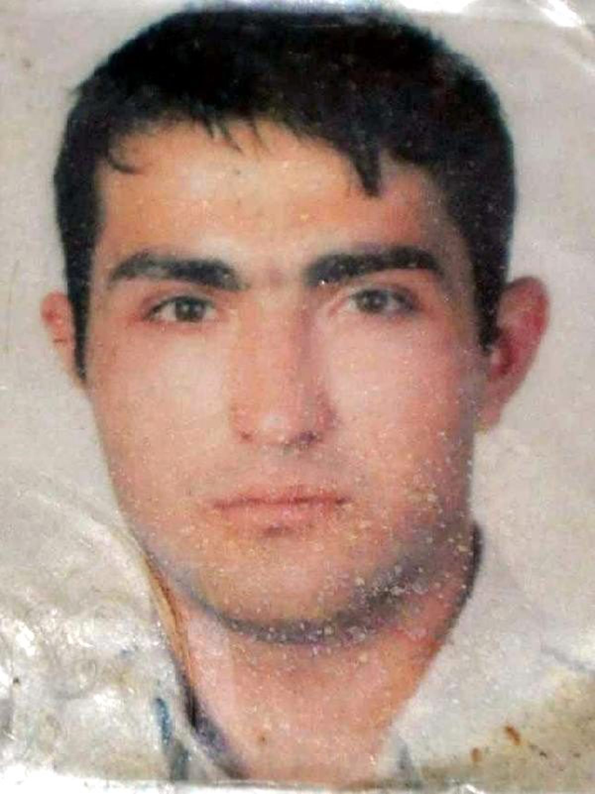 Bunalıma Girdi Kendini Astı