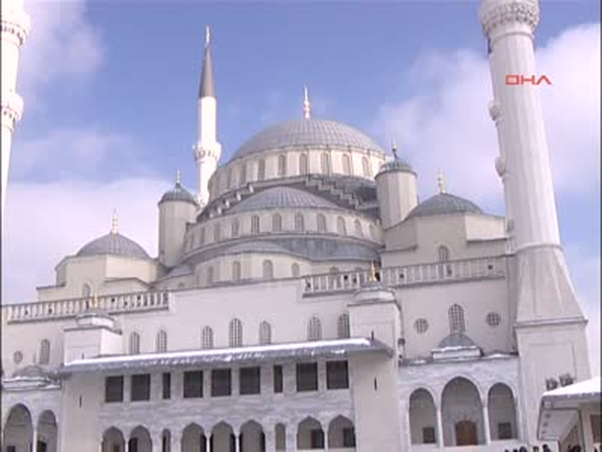 Denktaş İçin Ankara\'da Gıyabi Cenaze Namazı