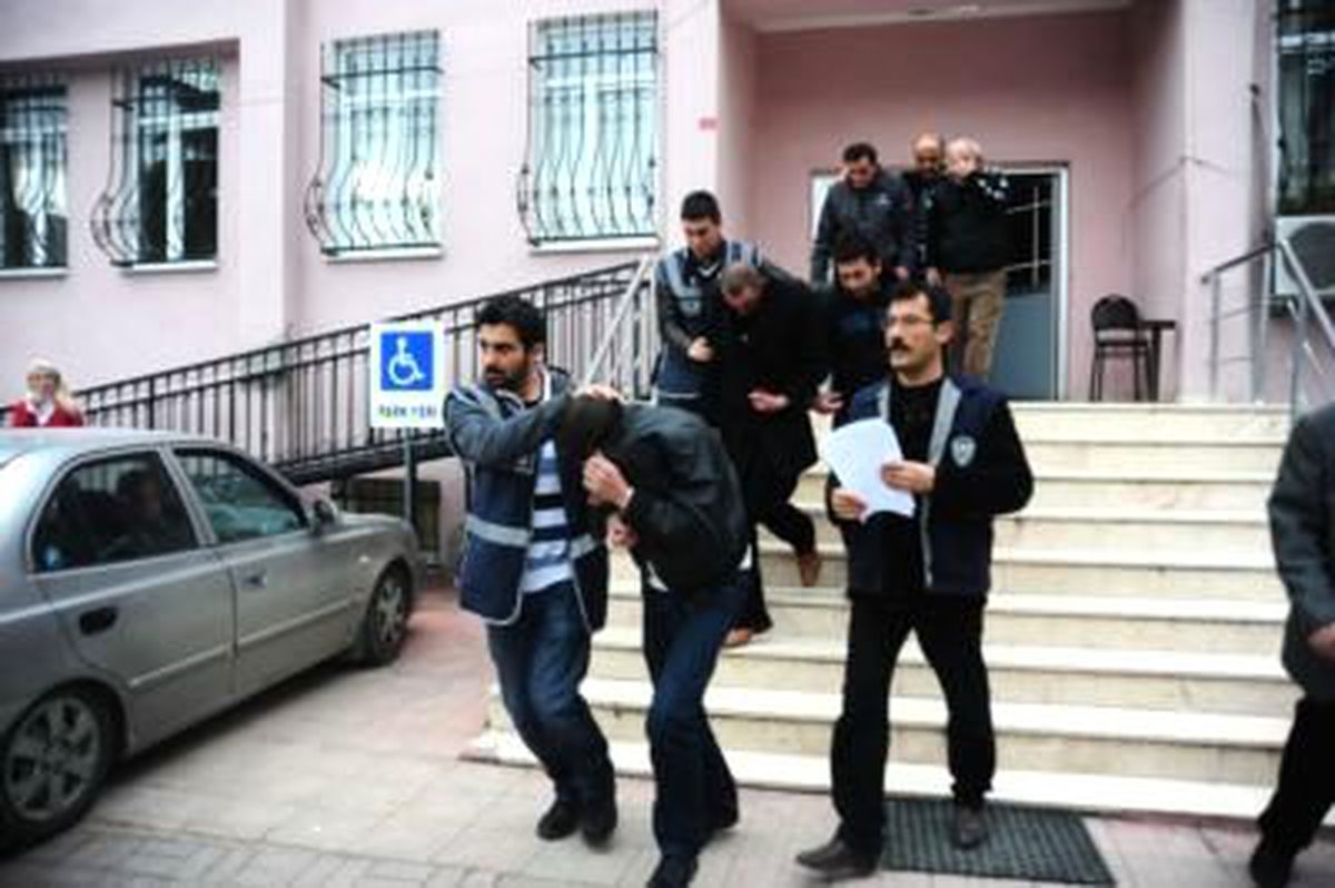 Diyarbakır\'da 2011 Yılında İşlenen 30 Cinayet Nedeniyle 34 Kişi Tutuklandı