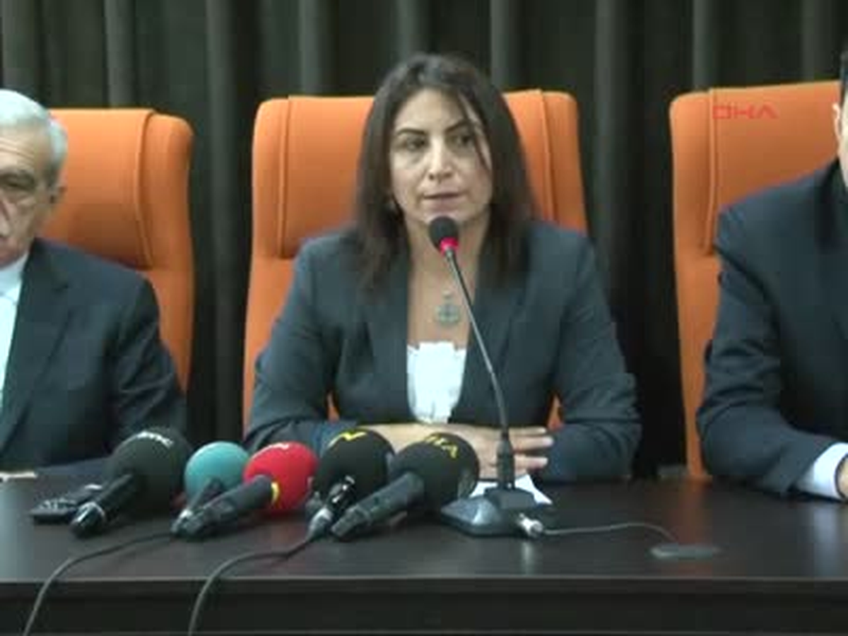 Diyarbakır2ahmet Türk Siyasi Partiyi Susturmayı Düşünüyorsanız Bunun Adı Faşizmdir