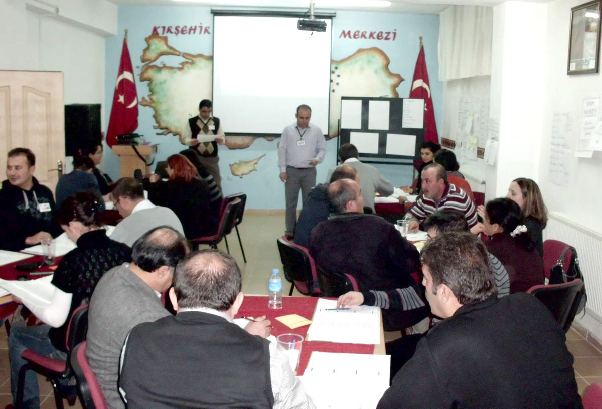 Eğitimciler Seminerde Buluştu
