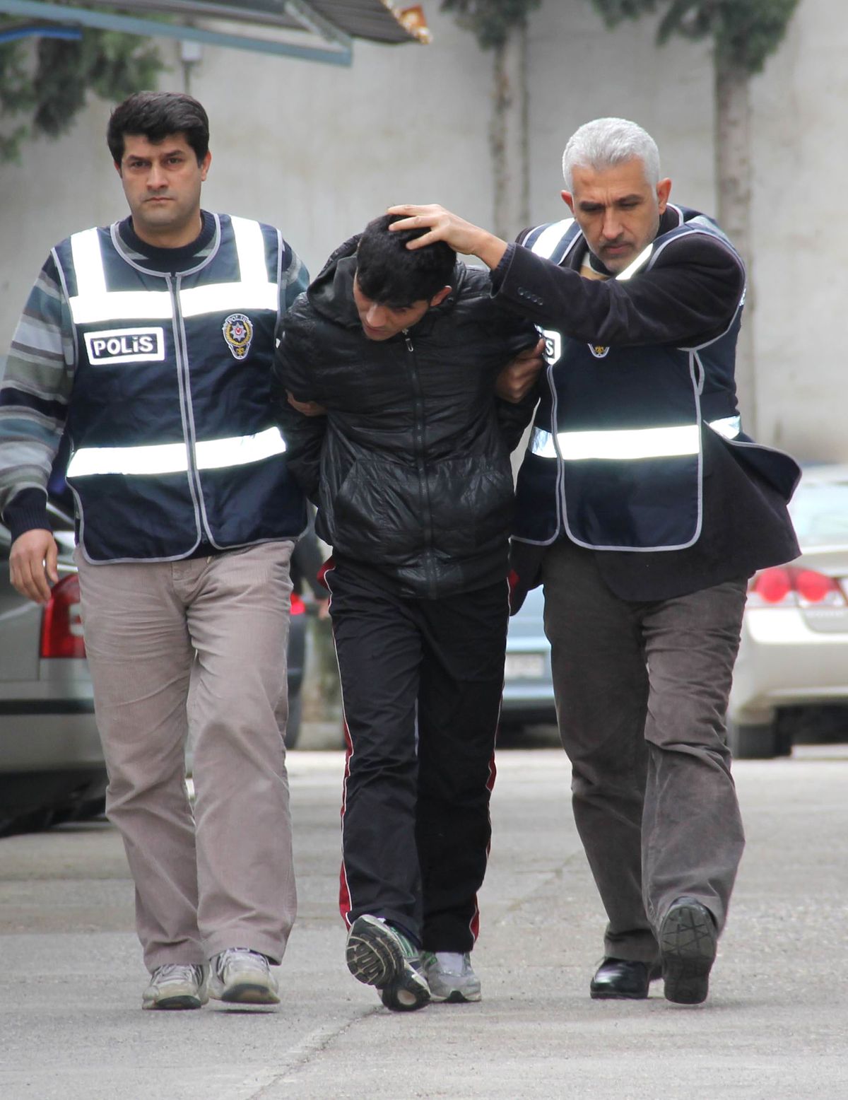 Erman Toroğlu\'nun Evine Giren Hırsız Yakalandı