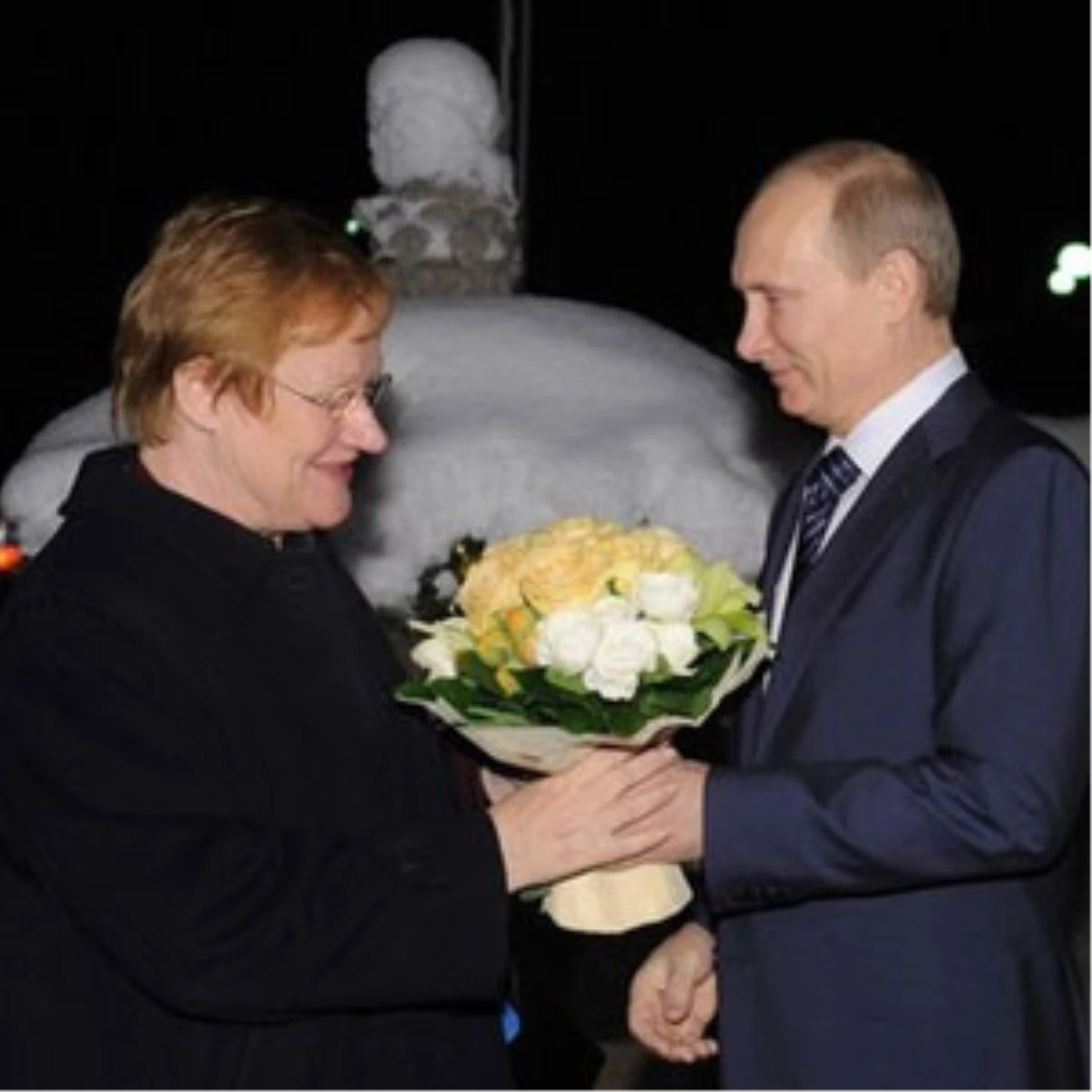 Finlandiya Cumhurbaşkanı Halonen, Moskova\'da Putin ile Görüştü