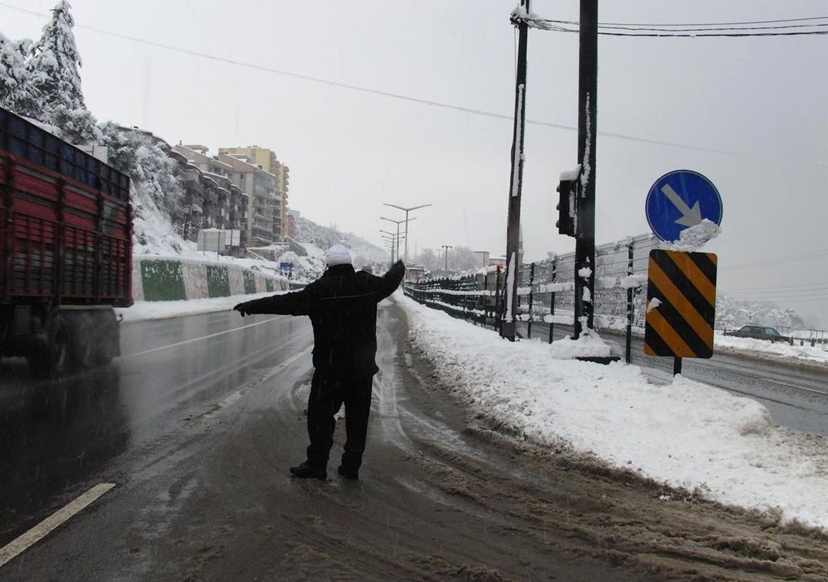 Gemlik\'te Kar Esareti