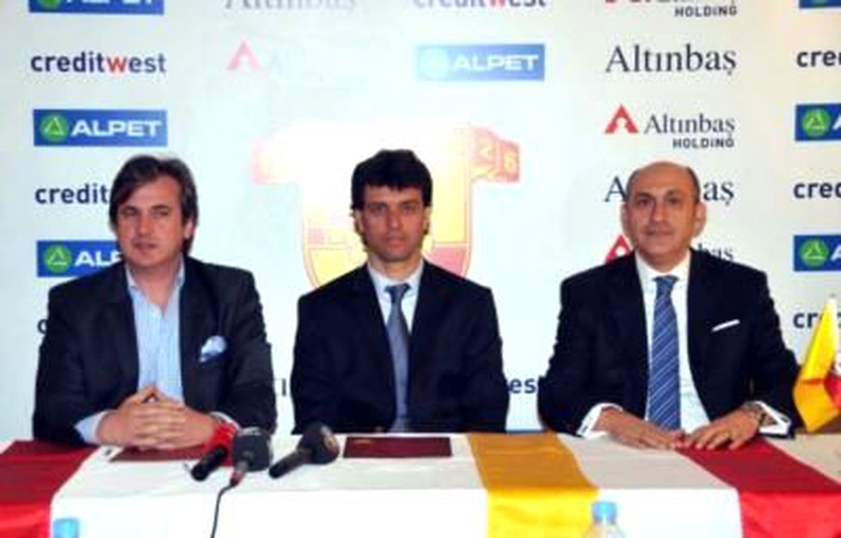 Göztepe\'nin Tesellisi Halil
