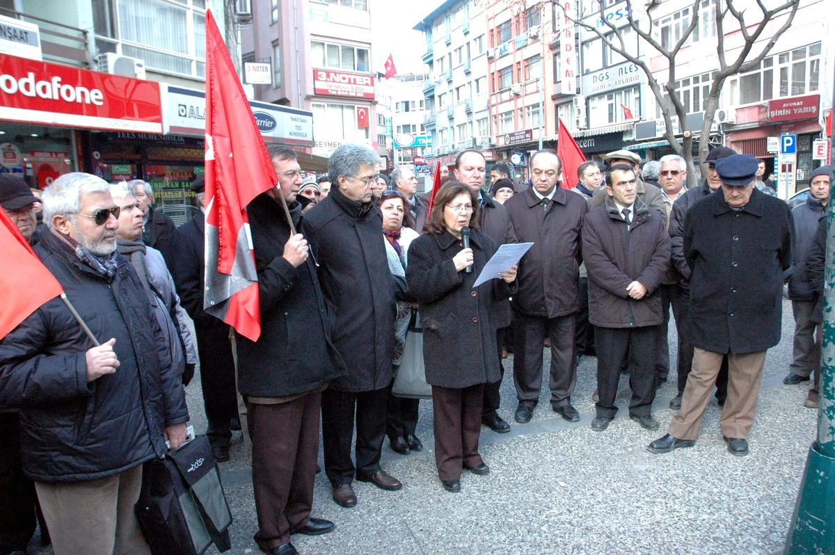Hükümete 19 Mayıs Tepkisi
