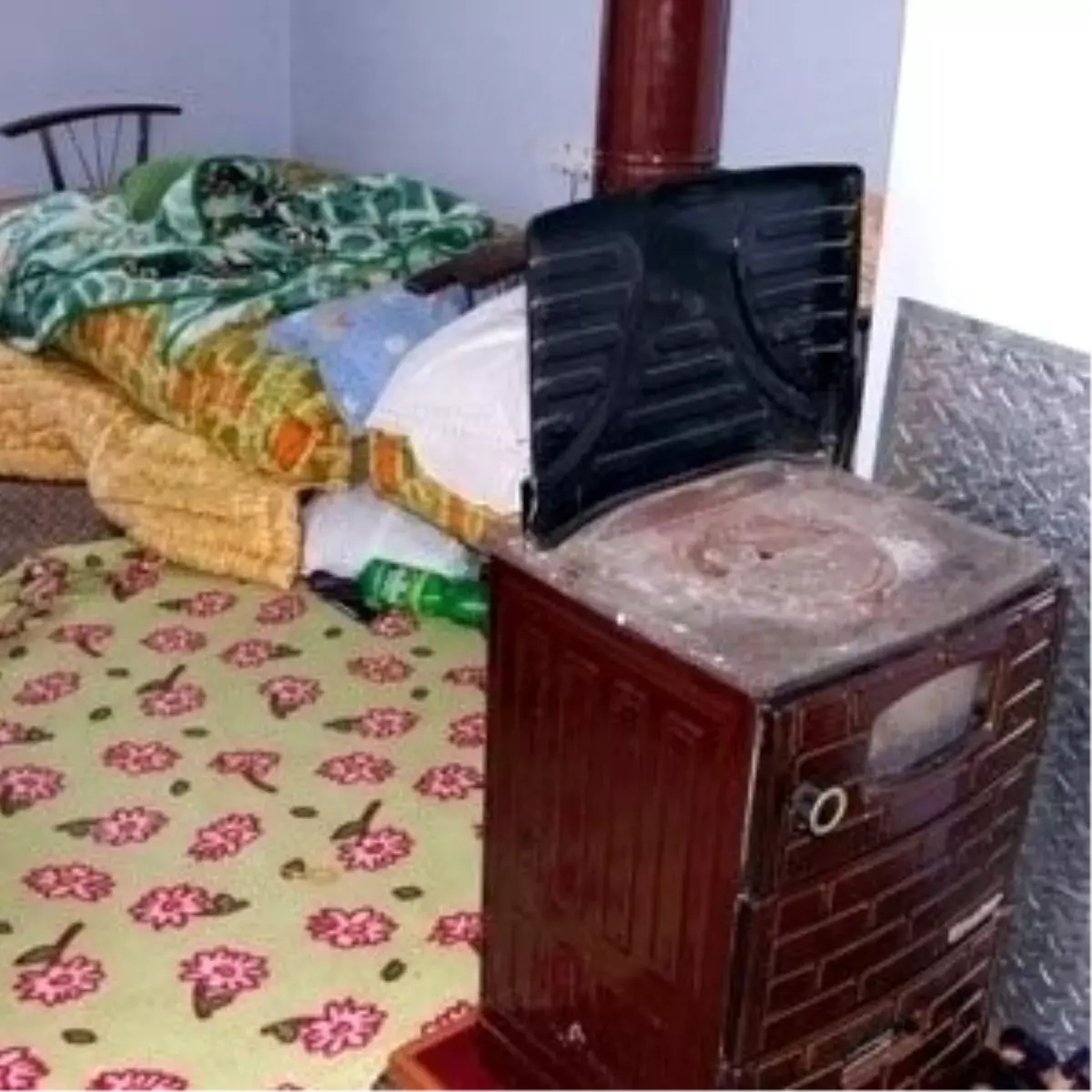 Kahta'da İki Ayrı İkamette 6 Kişi Sobadan Zehirlendi
