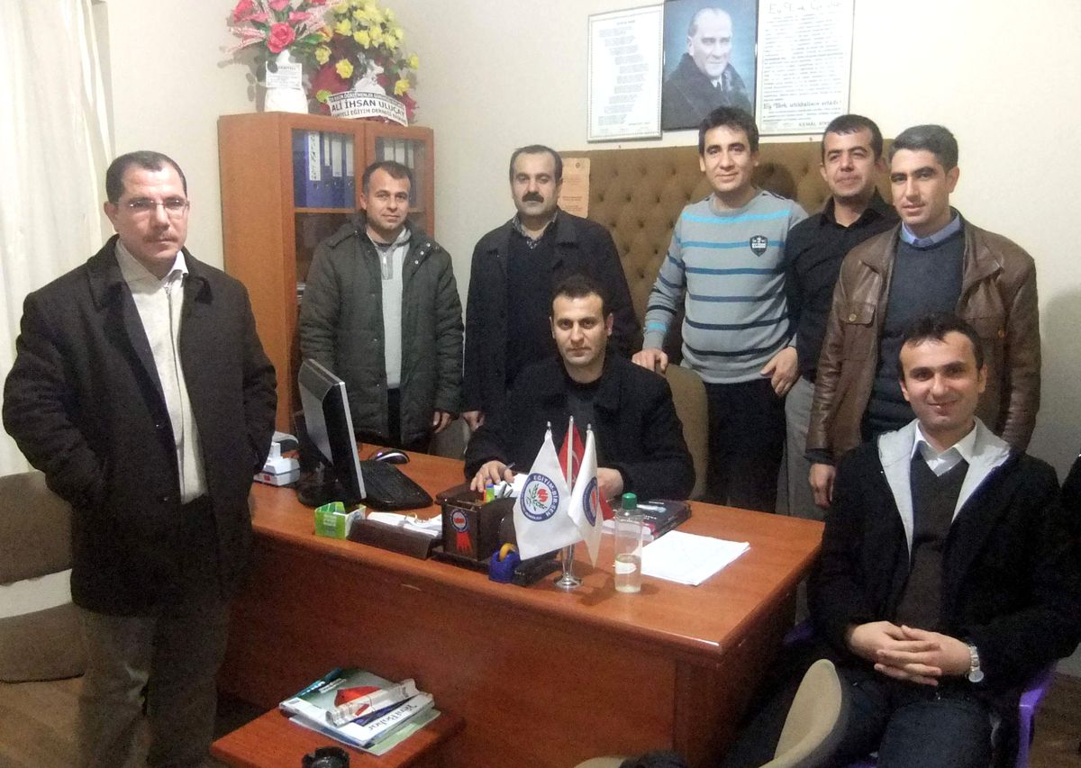 Kahta Eğitim-Bir-Sen MEB Genelgesine Tam Destek Verdi