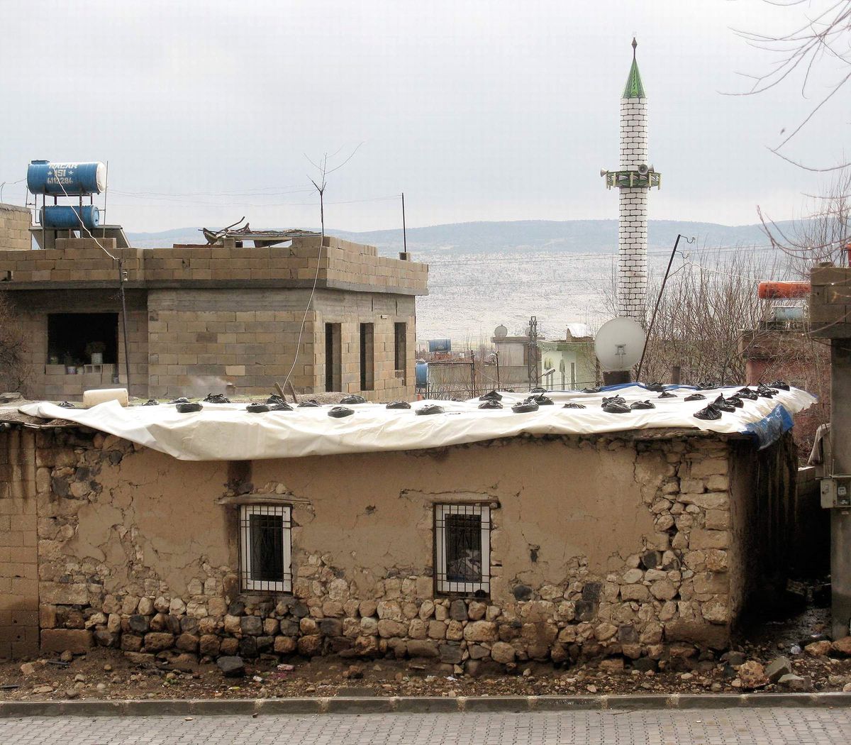 Kerpiç Evlerde Yaşayan Vatandaşları Çökme Korkusu Sardı