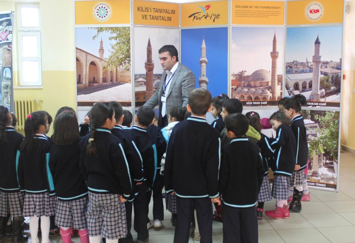 Kültür Sergileri Devam Ediyor