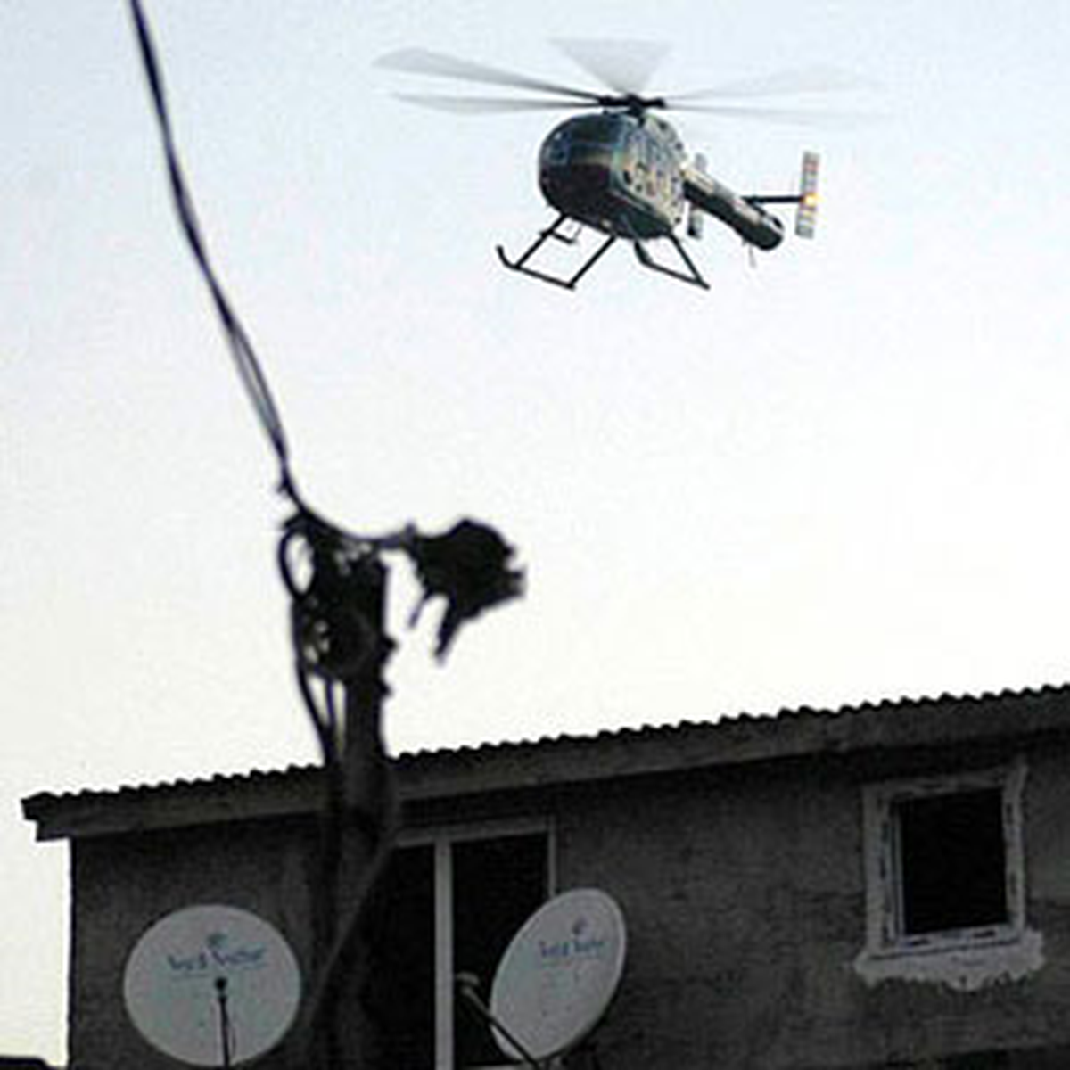 Maltepe\'de Helikopter Destekli Şafak Operasyonu