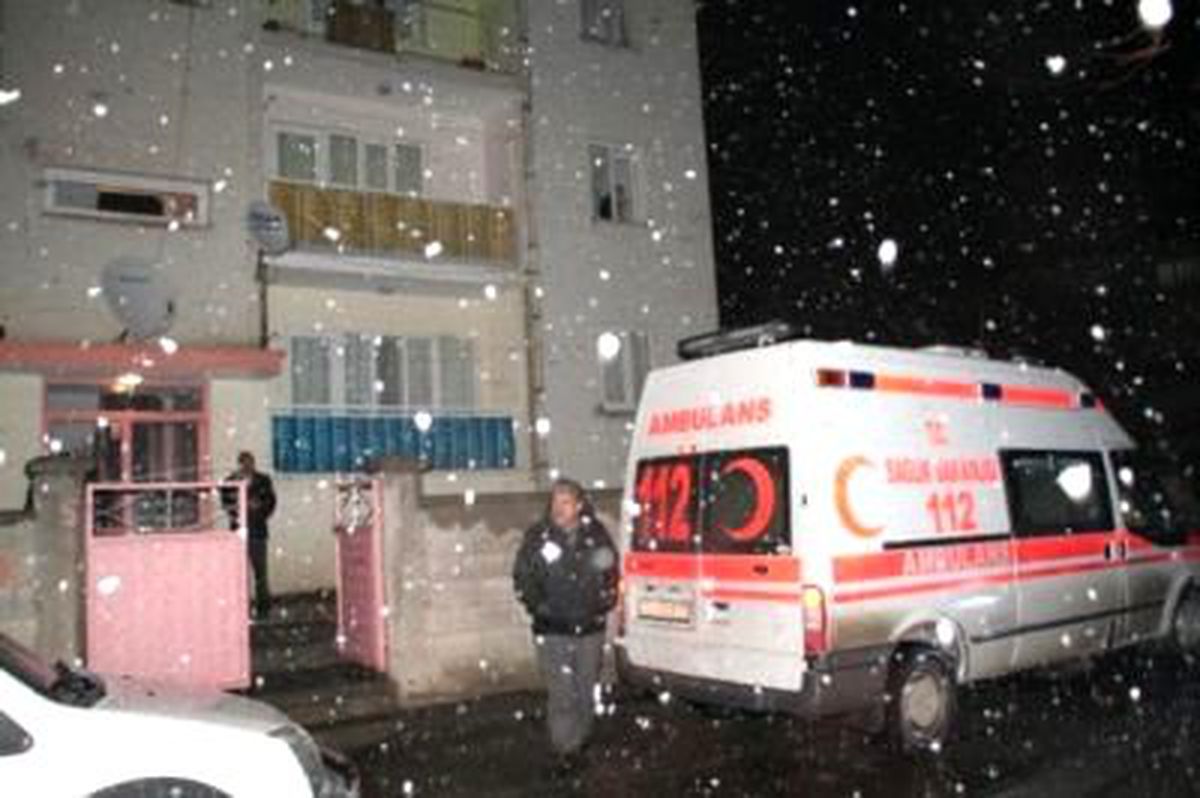 Pilot Teğmen'in Ailesi Endişeli Bekleyişini Sürdürüyor