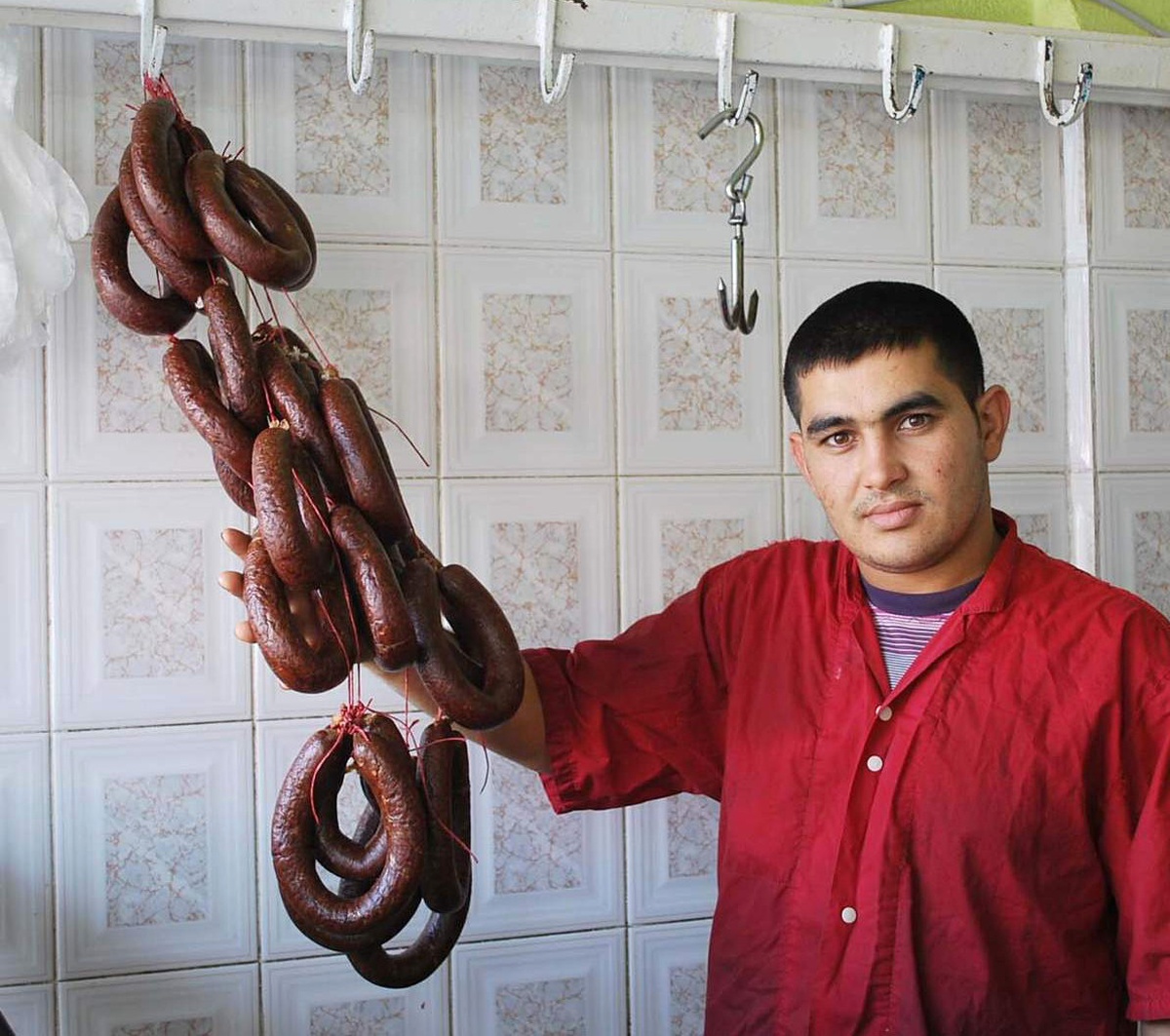 Soğuk Hava Sucuk Satıcılarına Yaradı