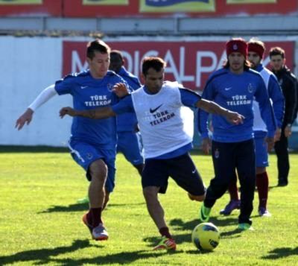 Trabzonspor Karabükspor Maçı Hazırlıklarını Sürdürüyor