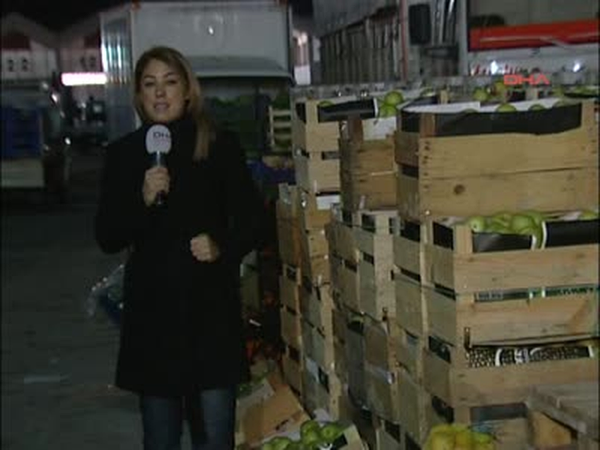 Türkiye' Nin En Büyük Yaş Sebze ve Meyve Hali Olan Antalya Toptancı Hali'nde