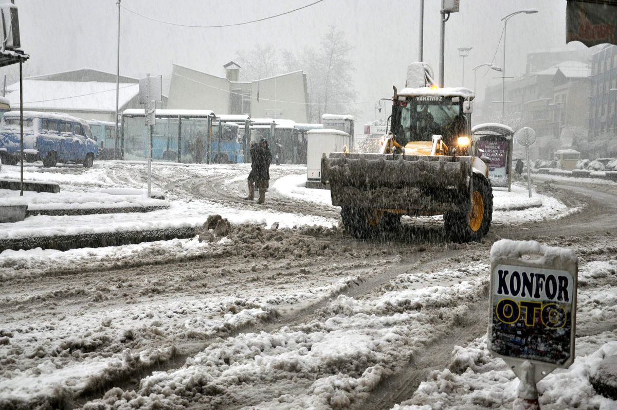 Zonguldak'ta Kar Var Su Yok
