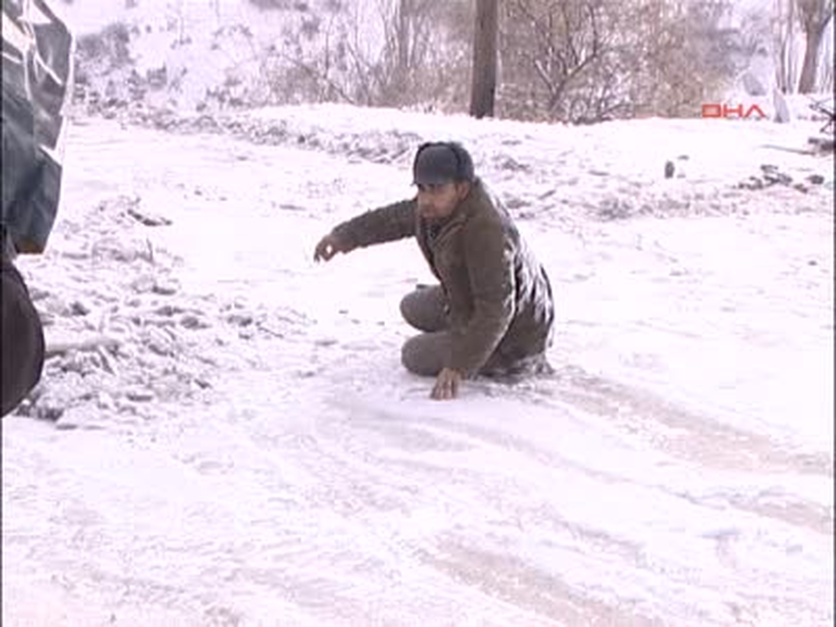 1 Yıkım Ekiplerinin Buz Tutan Yollarda Zor Anları