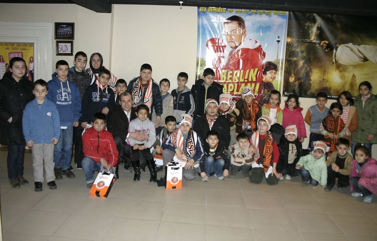 Depremzede Çocukların Sinema Keyfi