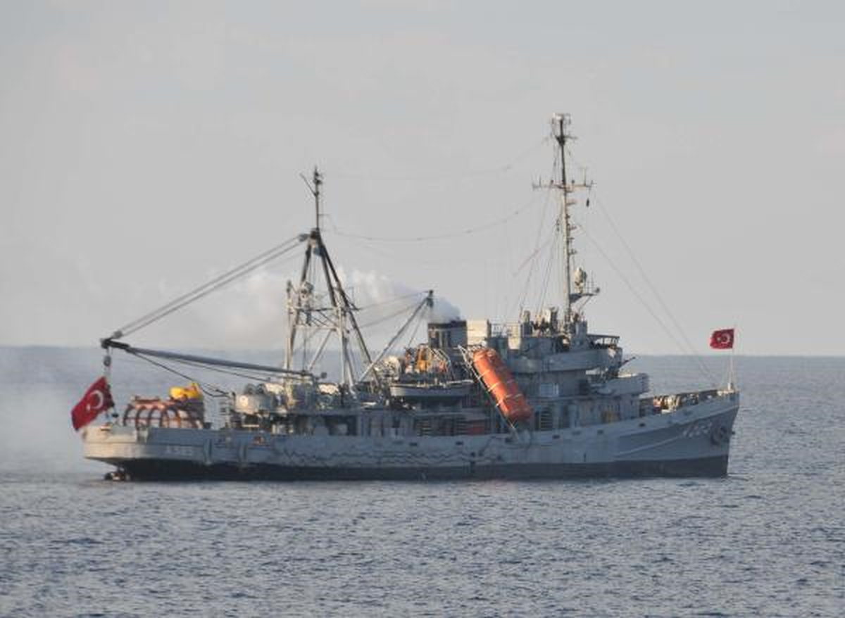 Düşen Askeri Eğitim Uçağını 125 Metre Derinlikten Çıkarma Çalışmaları Başladı (2)