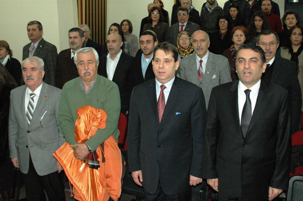 İzmir'de Denktaş ve Lefter İçin Anma Töreni Düzenlendi