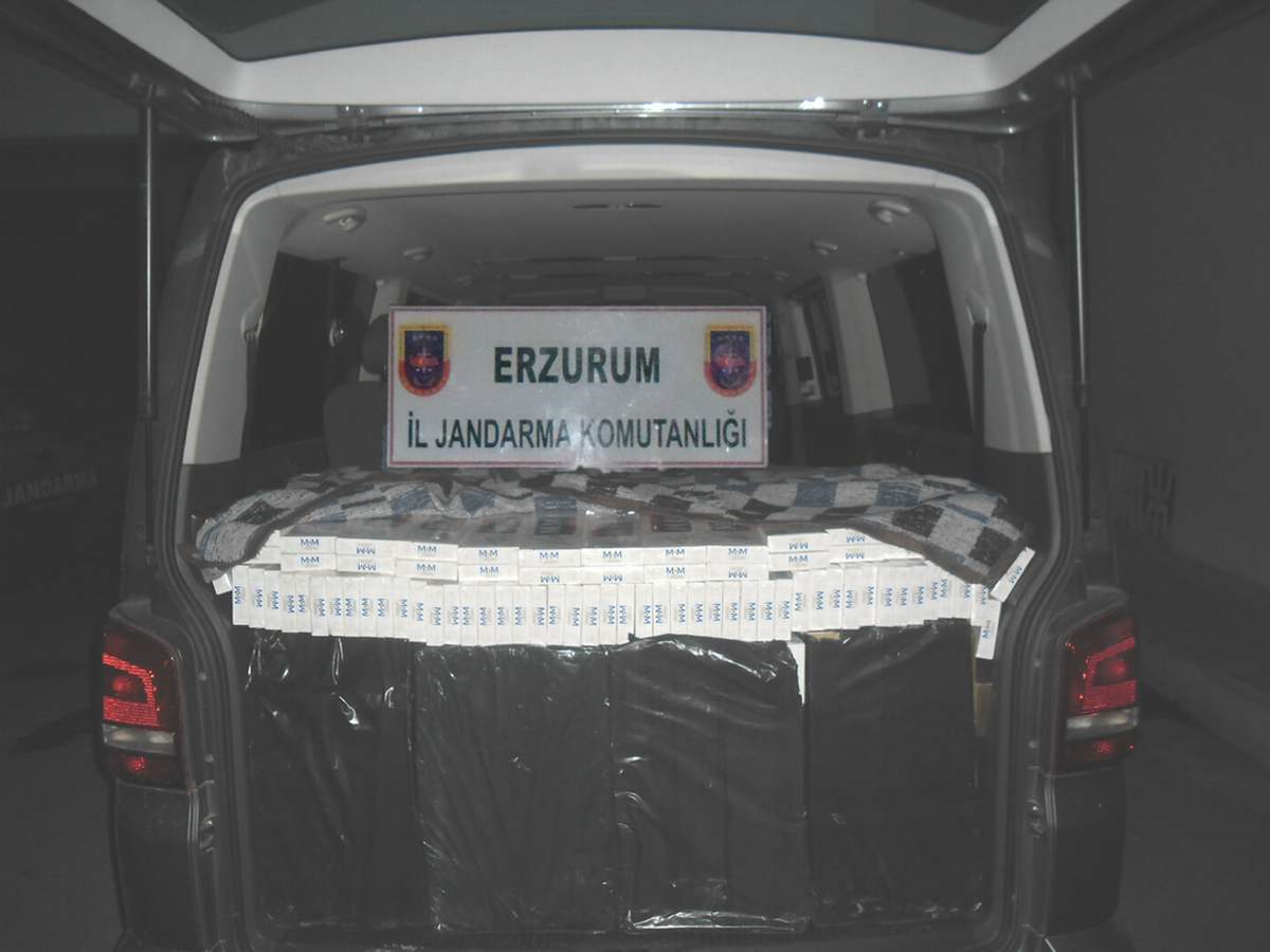 Jandarma\'dan Kaçak Sigara Operasyonu