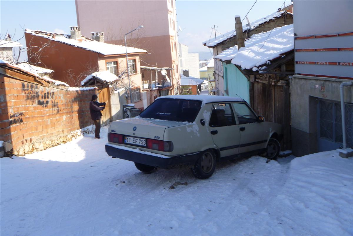Kar Yağışı Kazalara Sebep Oldu