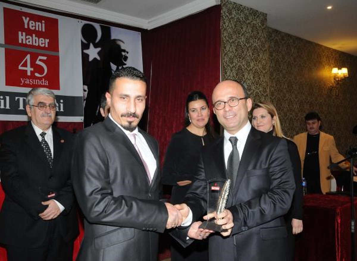 Köşe Yazarları 'Türkiye'de Basın'ı Değerlendirdi