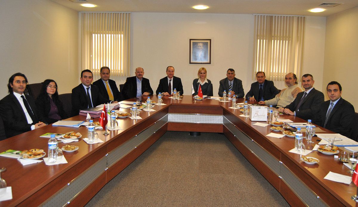 Meyve ve Sebze Üreticileri Hammadde Sıkıntısına Çözüm Arıyor