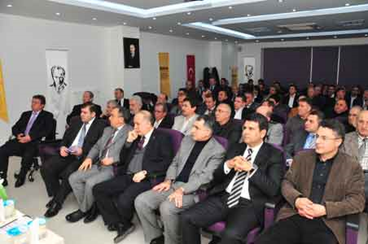 \'Neden Yeni Anayasa\'