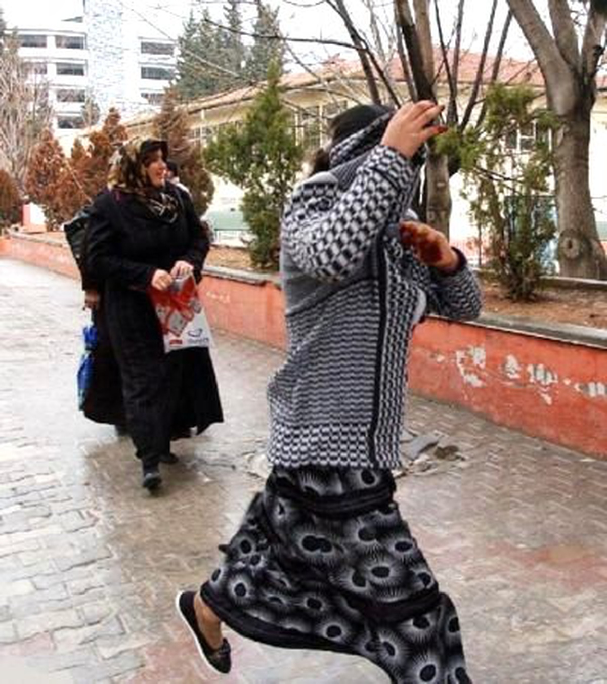 Nizip'teki Çocuk Gelinin Kemik Yaşı Belirlenecek
