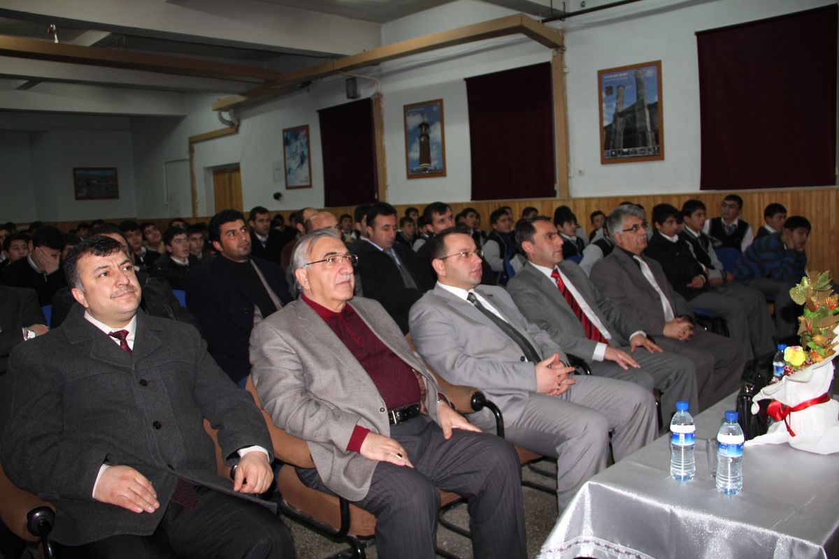 Öğrencilerden Kanser Konferansı