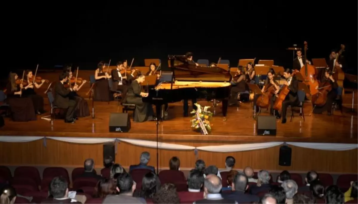 Uludağ Üniversitesi\'nde Yeni Yılın İlk Konseri