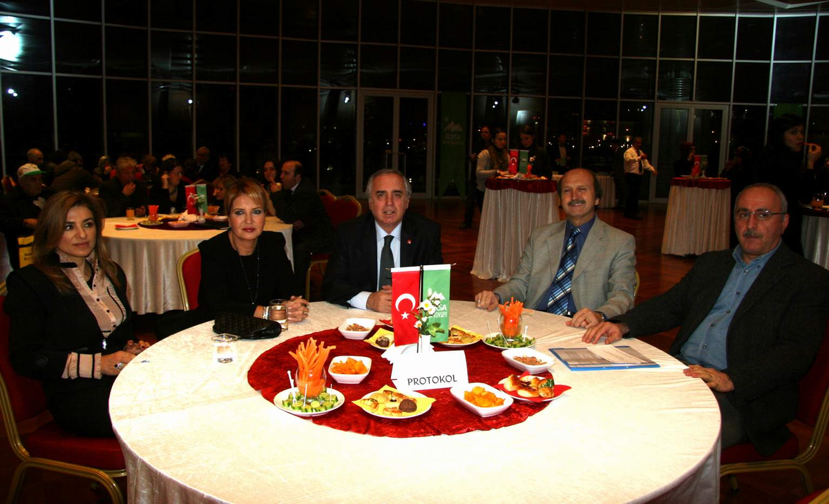 Üniversiteliler Engelliler İçin Dikecek