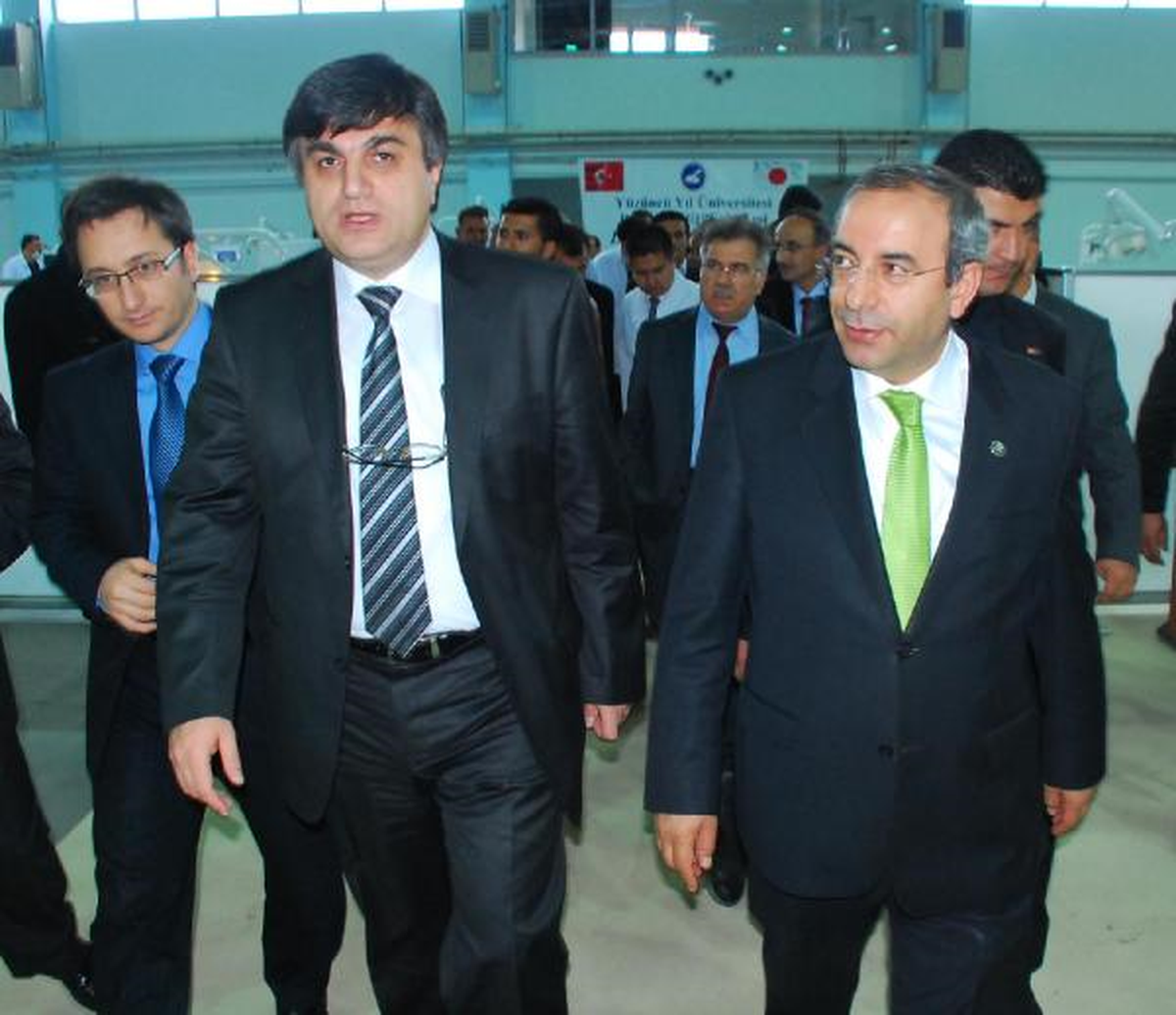 YÖK Başkanı Çetinsaya İlk Ziyaretini Van'a Yaptı