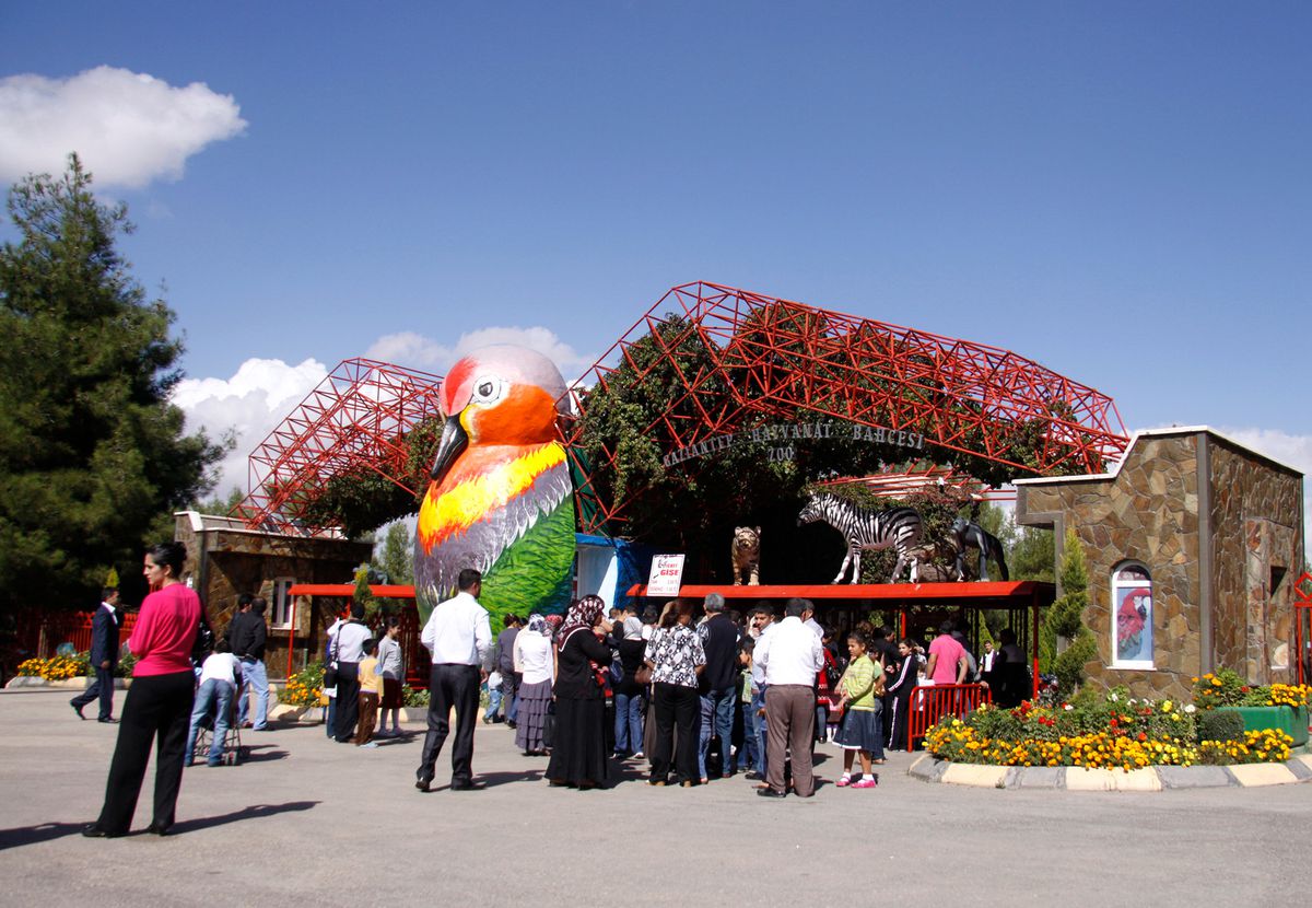 Ziyaretçilerden, Hayvanat Bahçesine Tam Not