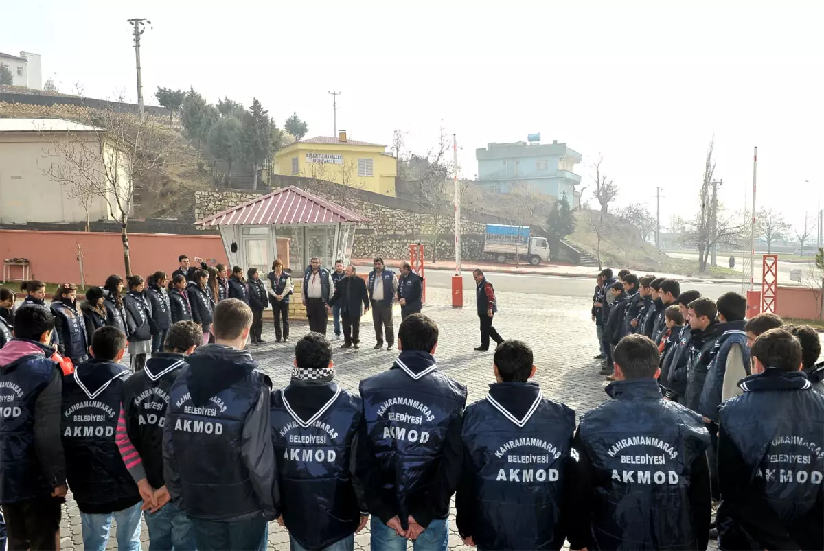 Akmod'a Katılımlar Sürüyor