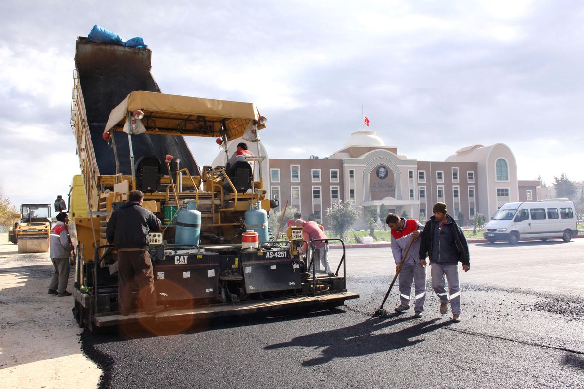 Aksu 2012 Yılı Asfalt Sezonunu Açtı
