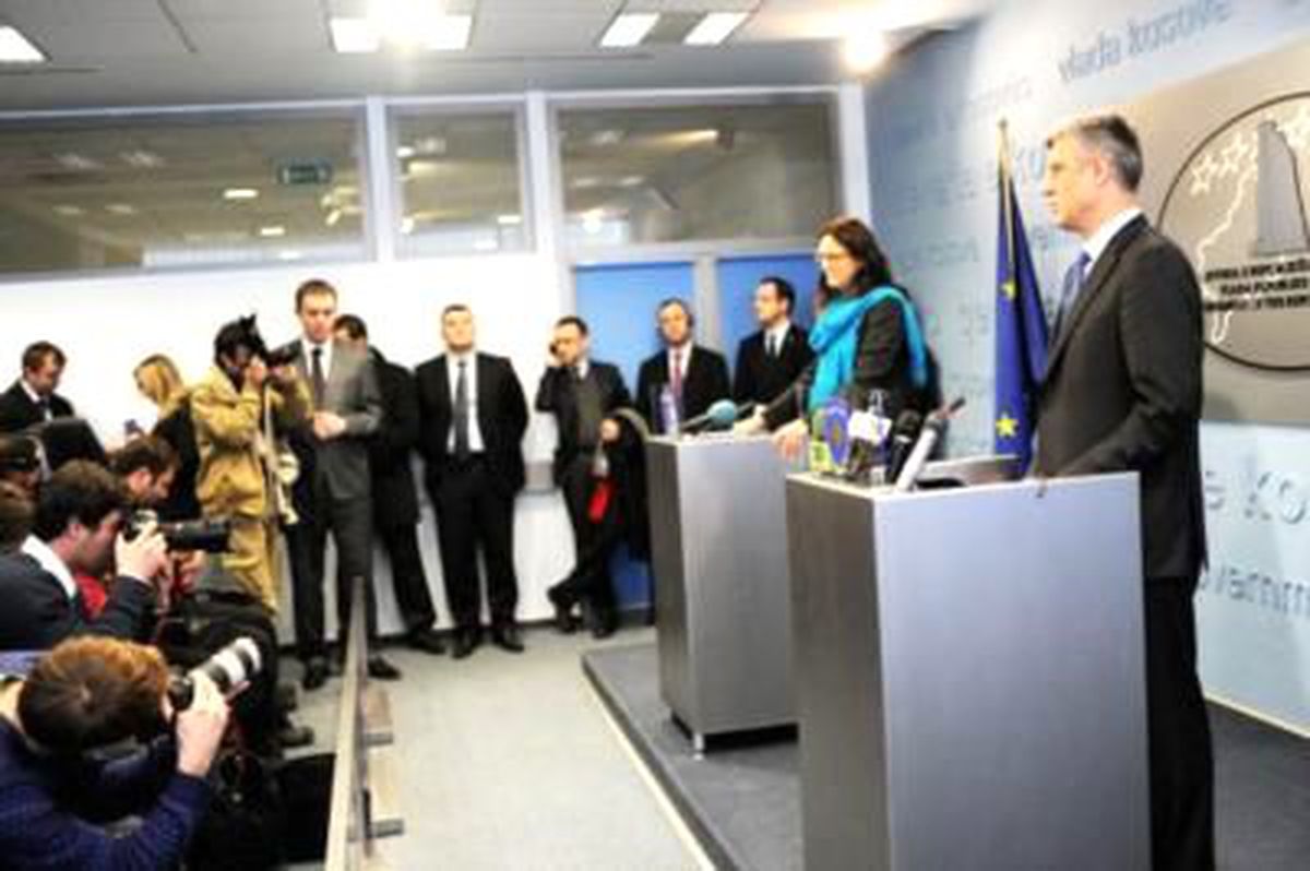 Avrupa Komisyonu, Kosova ile Vize Muhafiyetini Amaçlayan Müzakereleri Resmen Başlattı