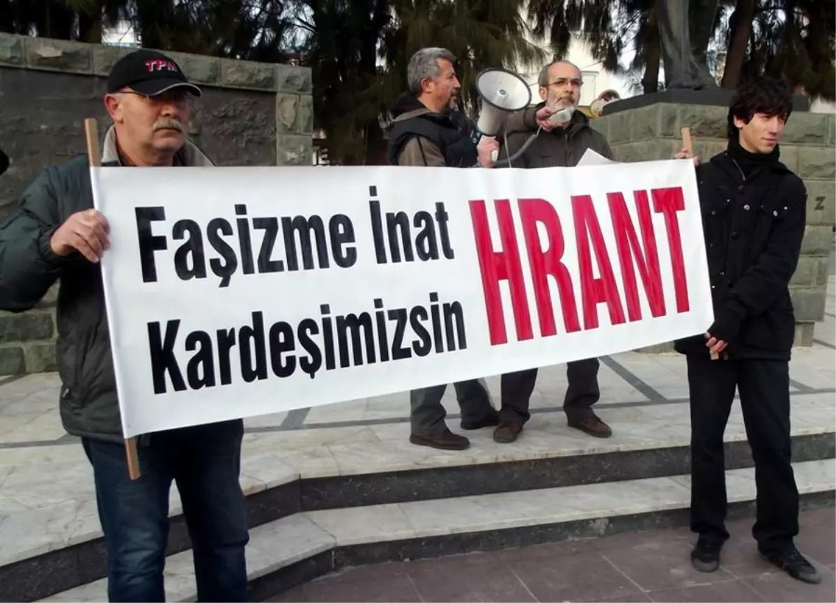Ayvalık\'ta "Hrant\'ın Arkadaşları" Karara Tepki Gösterdi